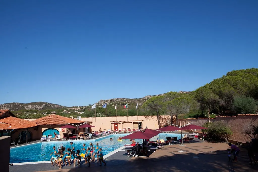 Club Esse Cala Bitta Ξενοδοχείο Baja Sardinia